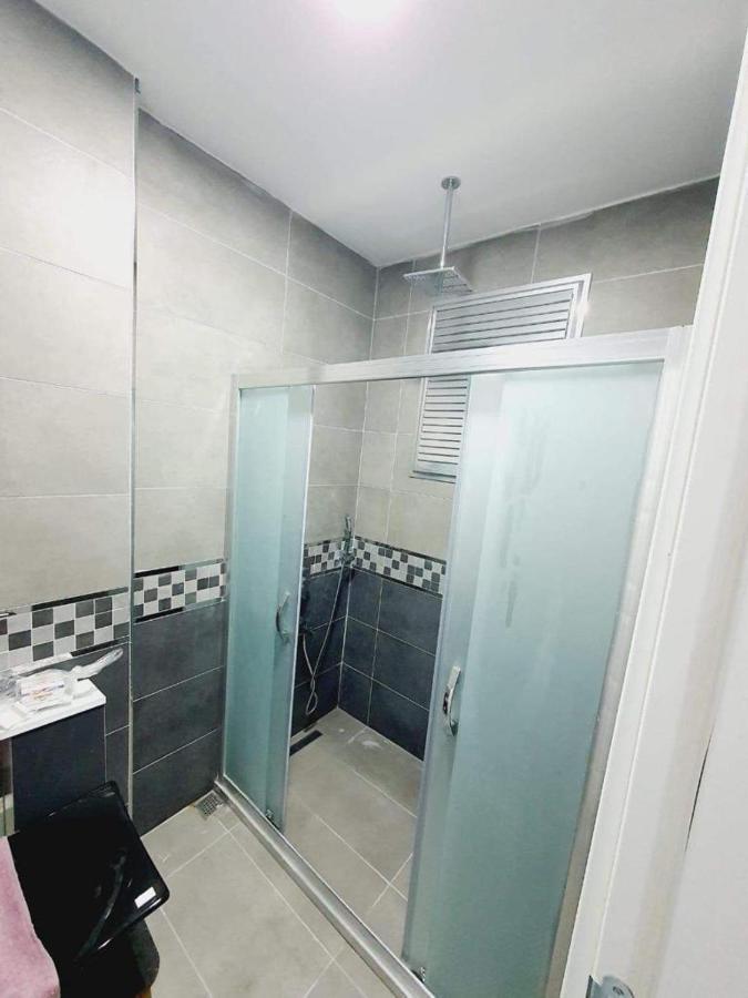 Molla Gurani, Softa Sinan Sk. No:3, Fatih/istanbul, Turkiye *